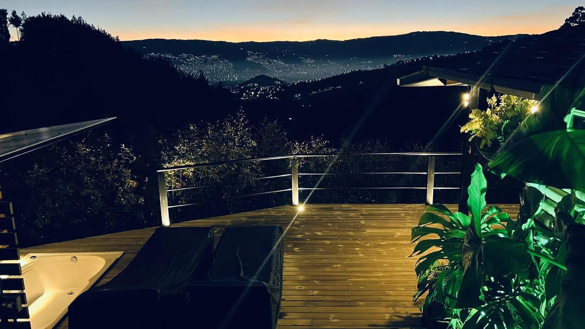 Future Cabin Medellin 0*,  Colombia